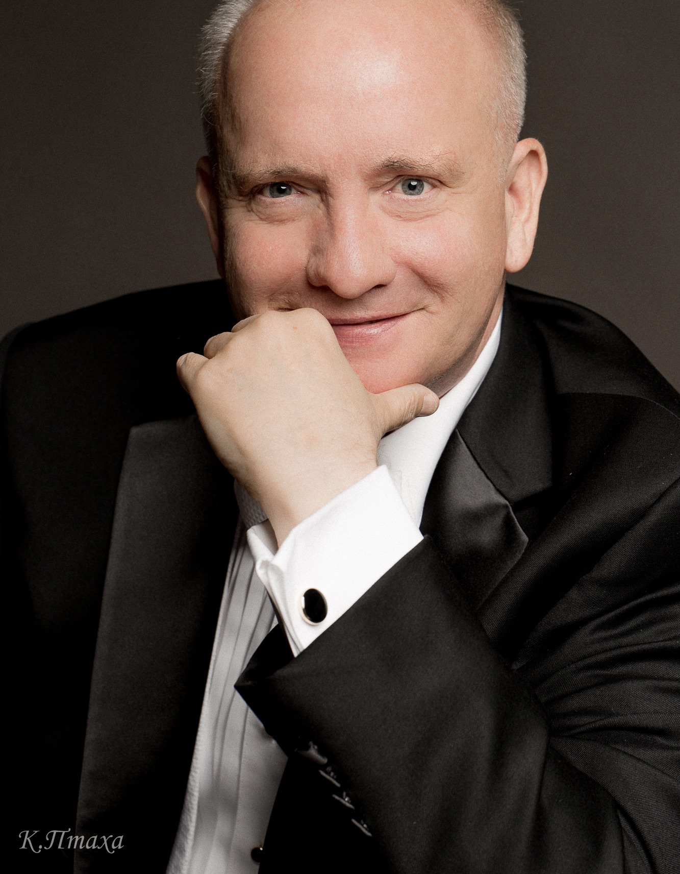 Теодор Кухар